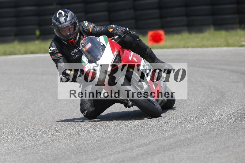/27 12.06.2025 Ducati Schweiz Trackday Warmup  ADR/gelb-jeaune/9